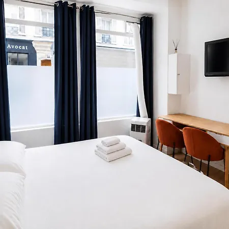 Apartment Bright & Cocoon In Batignolles *