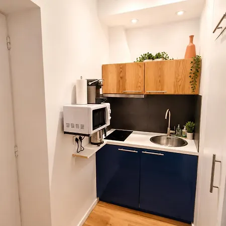Bright & Cocoon In Batignolles *